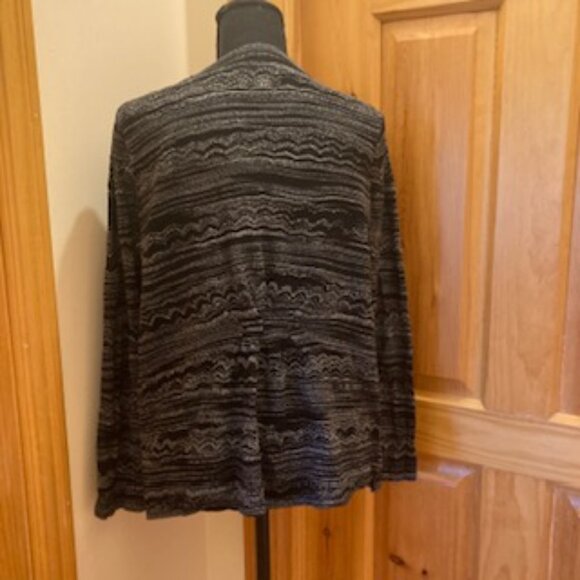 TanJay Cardigan - Picture 2 of 5